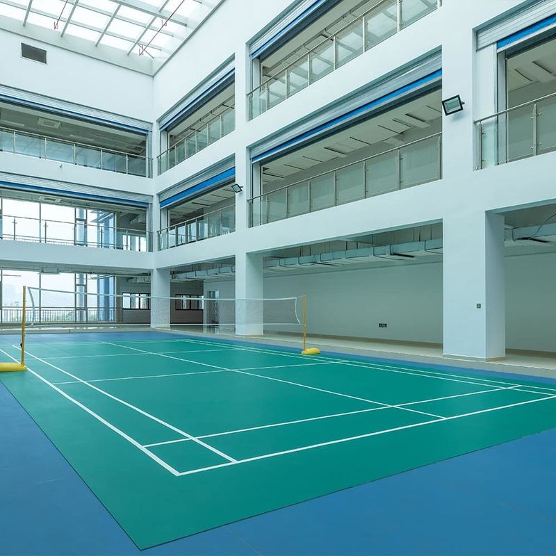 Parquet de sport pour le basket-ball et le volley-ball