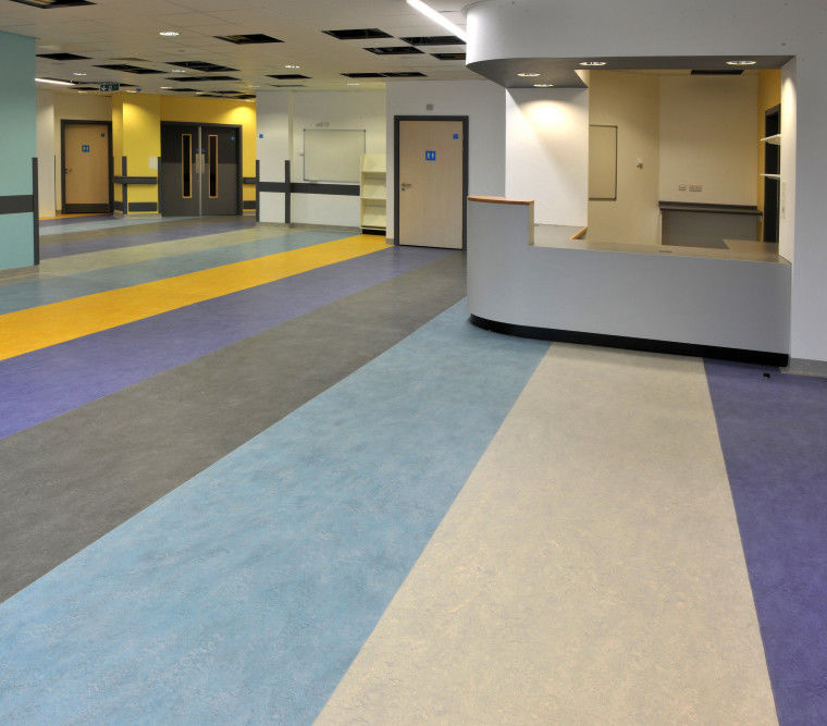 Plancher en linoléum en feuille d'aéroport Olivier de lin / résine revêtu de plancher en lin gris