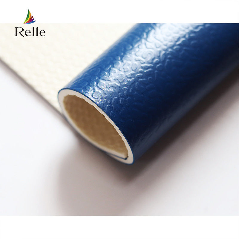 Plancher de court de futsal sportif intérieur en PVC américain standard d'épaisseur de 4,5 mm en bleu