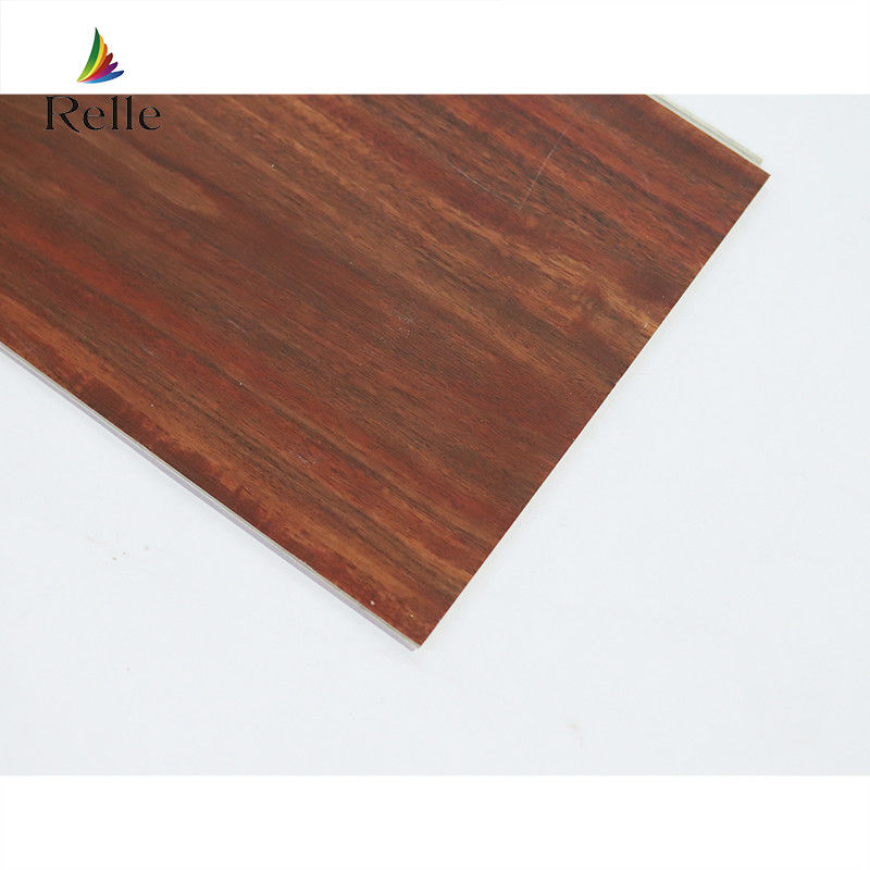 Couche UV LVT Parquet CE SGS Plancher en plastique en bois Vinyle