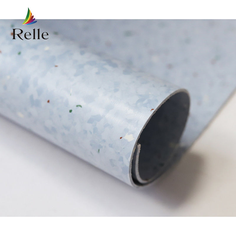 Plancher en vinyle de style moderne pour les zones à fort trafic dans les bureaux Hôpitaux et écoles