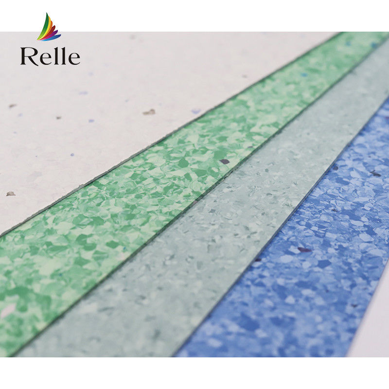 Accessoires de revêtements de sol pour hôpitaux Plancher et jupes en PVC bleu avec installation de gule