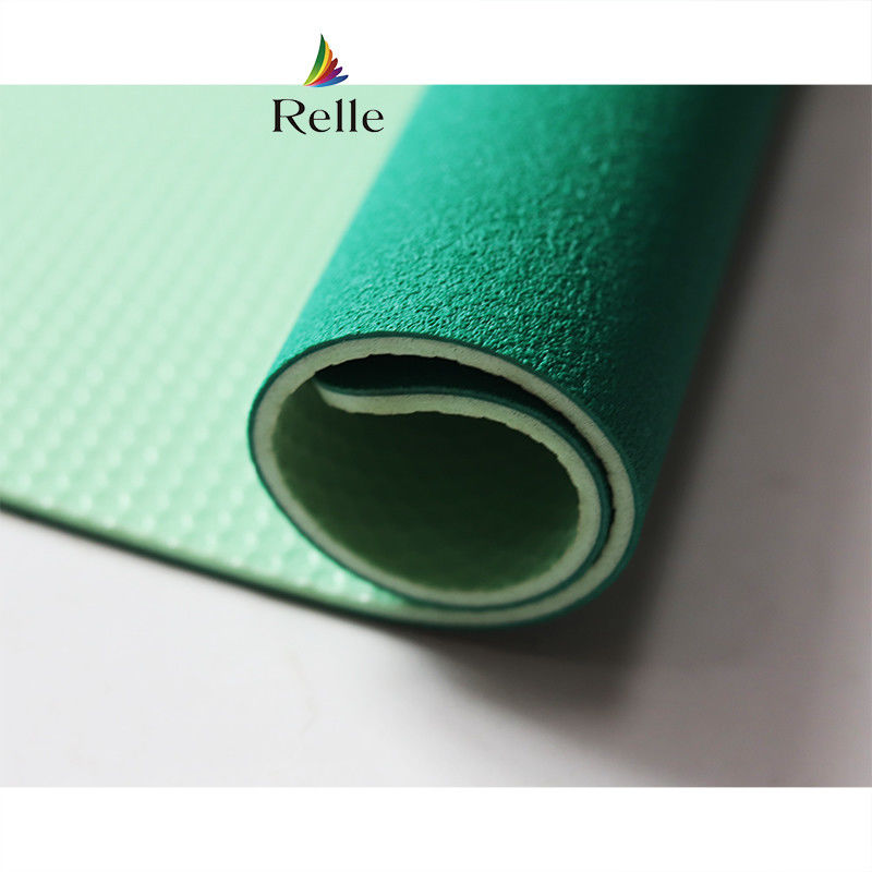 Mat de plancher de terrain de badminton vert en rouleau en rouleaux de PVC synthétique pour le sport
