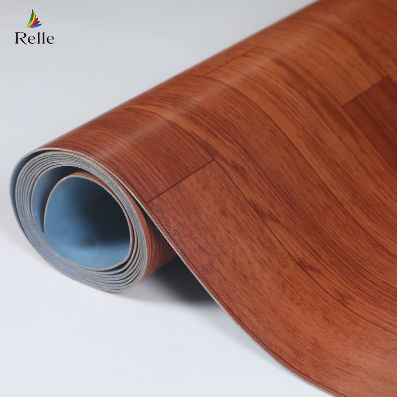 Rouleau de plancher en PVC d'hôtel avec style de conception en bois largeur 2m 79 
