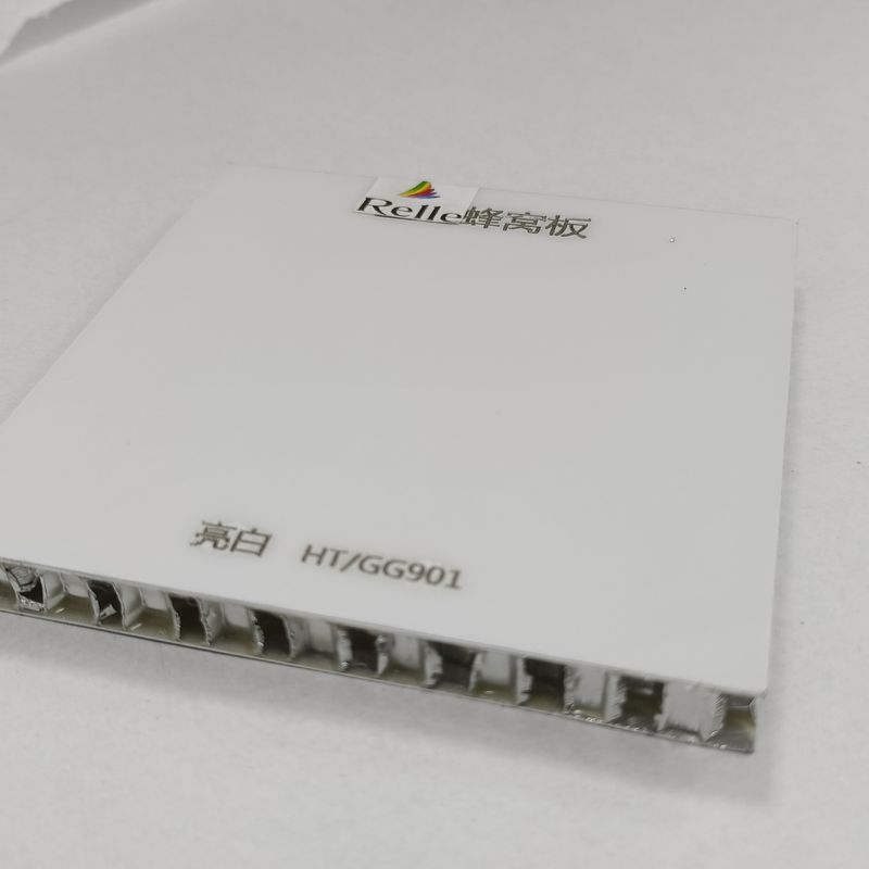 Panneaux de honeycombs en aluminium alucoré extrudé 4x8 pour la construction navale