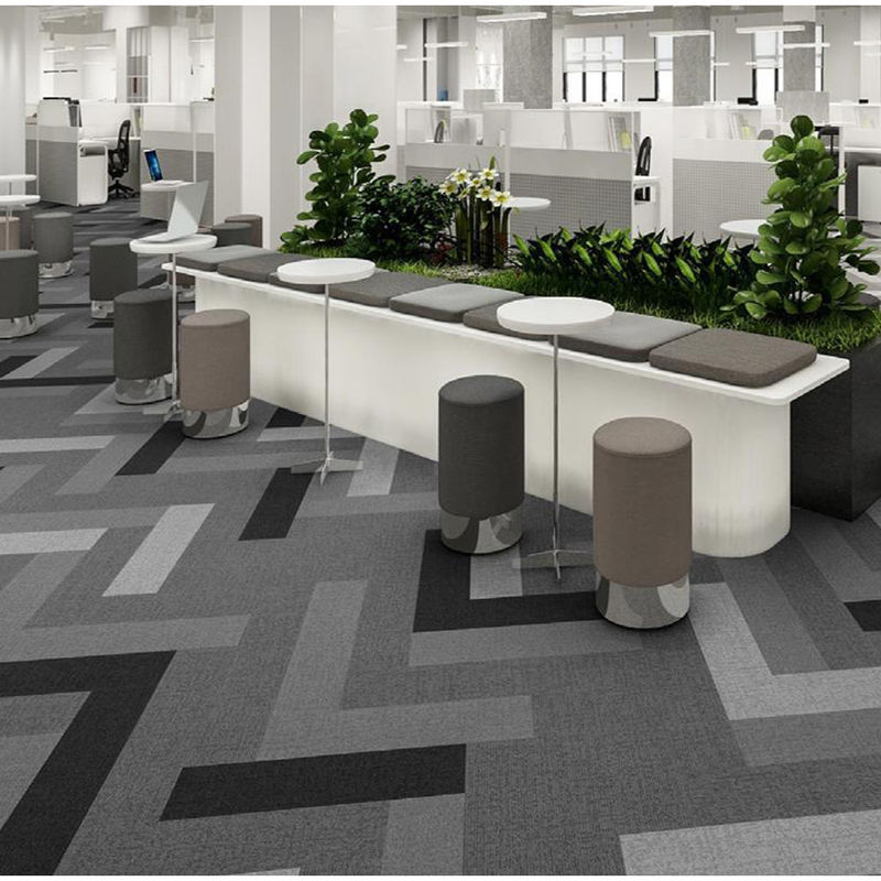 6Carreaux de tapis de bureau.5 mm 7 mm Carreaux de tapis commerciaux pour chambre d'hôtel lieu de travail