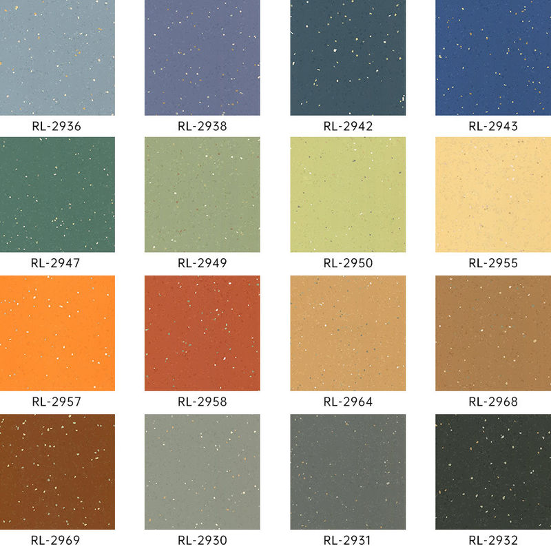 Plancher en caoutchouc pour les planchers antidérapants et absorbant les chocs dans les espaces de soins de santé et les gymnases